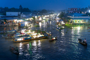 Guide to Exploring the Floating Markets Near Bangkok